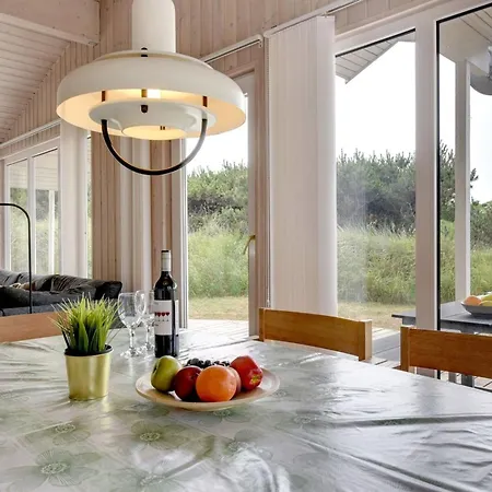 Annemia - 200m From The Sea By Interhome